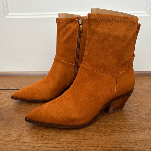 NEW Franco Sarto Sammi Suede Bootie in Camel Whiskey Brown with Metallic Heel - Picture 8 of 12